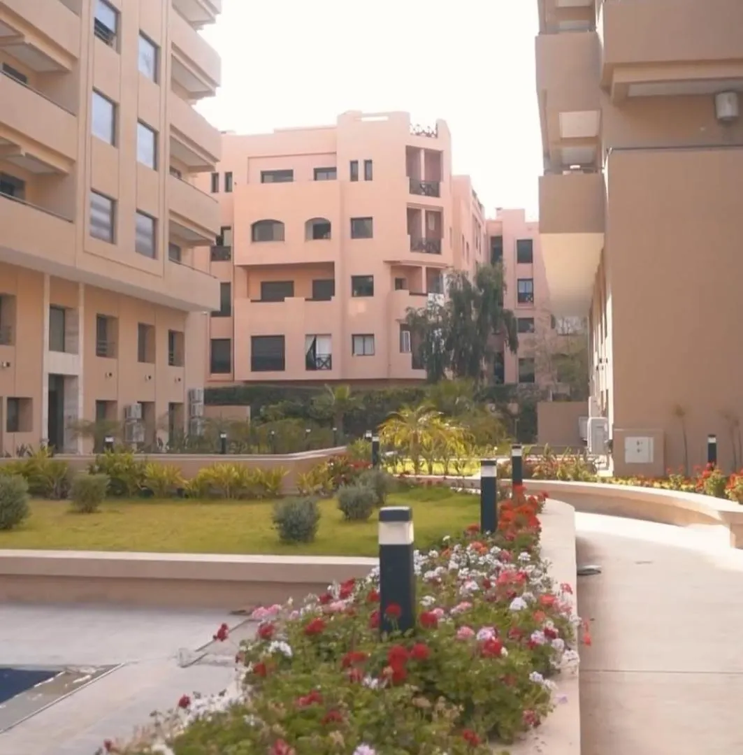 Elegant Duplex Avec Deux Piscines Et Une Vue Magnifique Marrakesh
